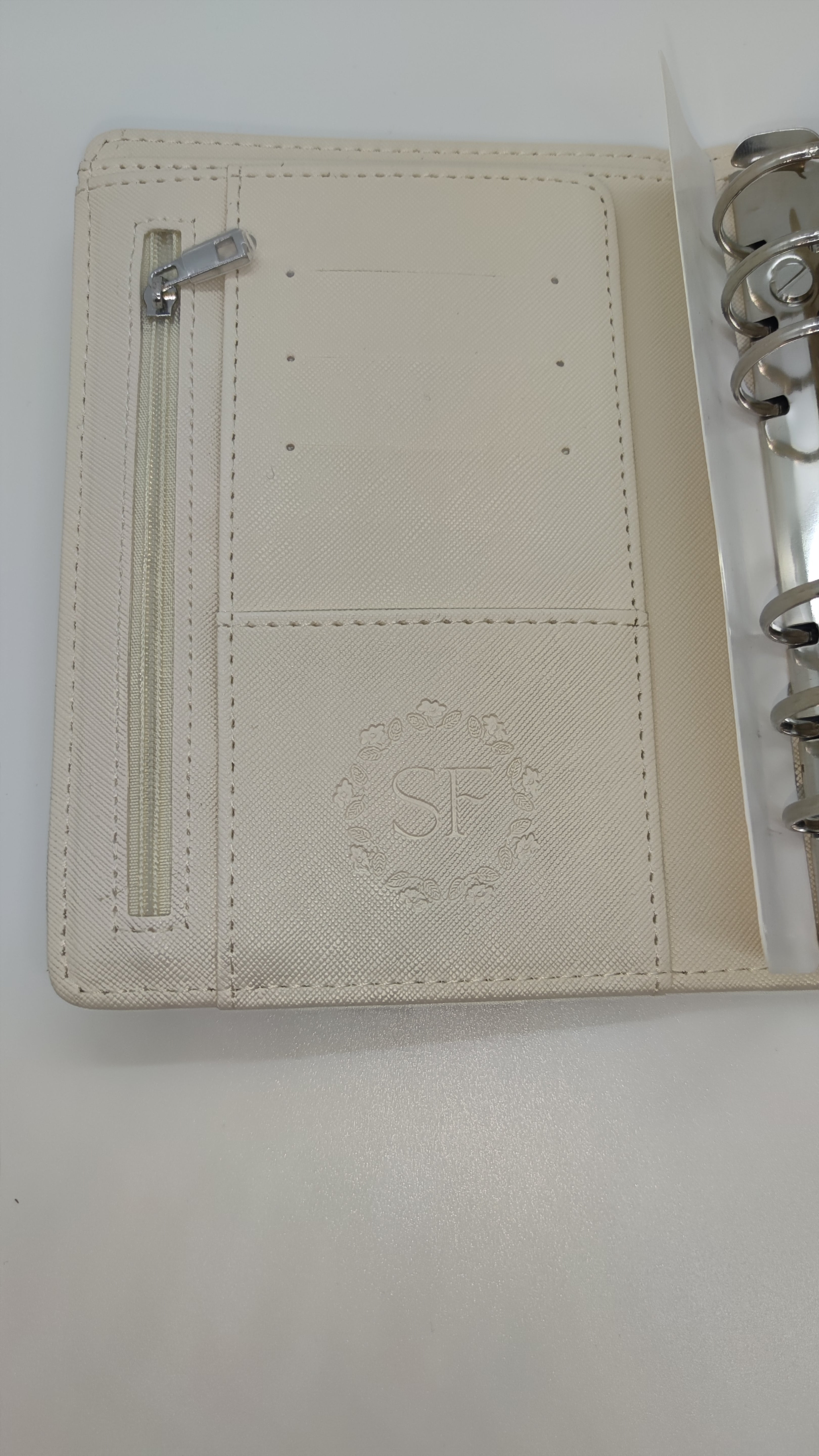 B-Ware - Premium Deluxe A6 Binder