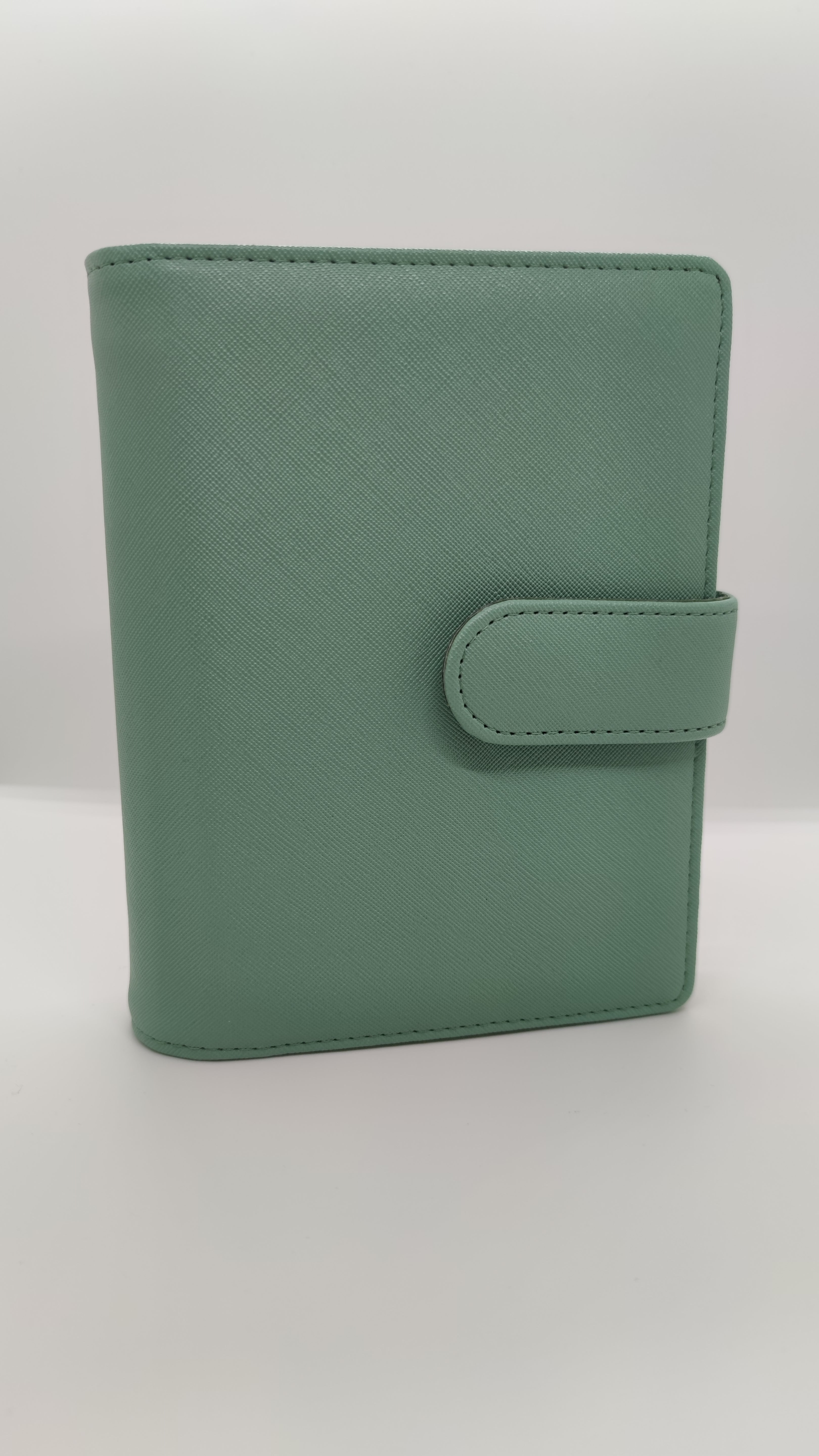 Premium Deluxe A6 Binder